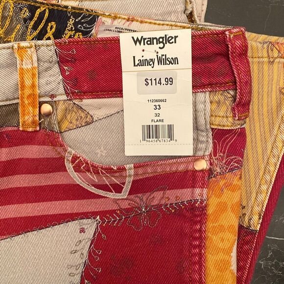 Wrangler X Women's Lainey Wilson Sundown Printed Patchwork Bell Bottom 33x32 - Picture 7 of 7